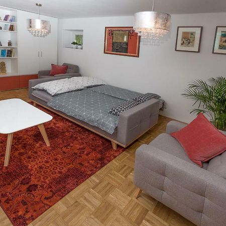 Evelina'S Place Apartment ลูบลิยานา ภายนอก รูปภาพ