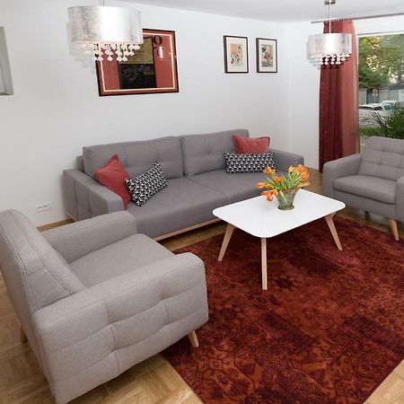 Evelina'S Place Apartment ลูบลิยานา ภายนอก รูปภาพ